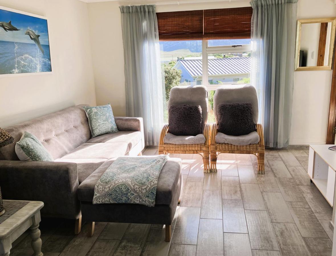 Silverdunes - Seaview Bettyʼs Bay エクステリア 写真