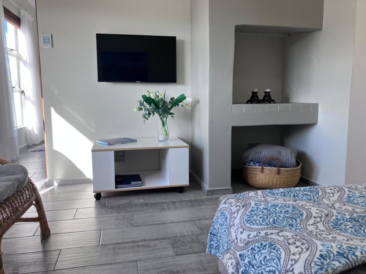 Silverdunes - Seaview Bettyʼs Bay エクステリア 写真